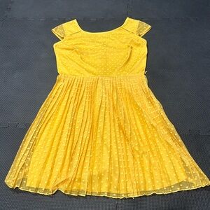 Yellow/mustard dot pleated dress size 7